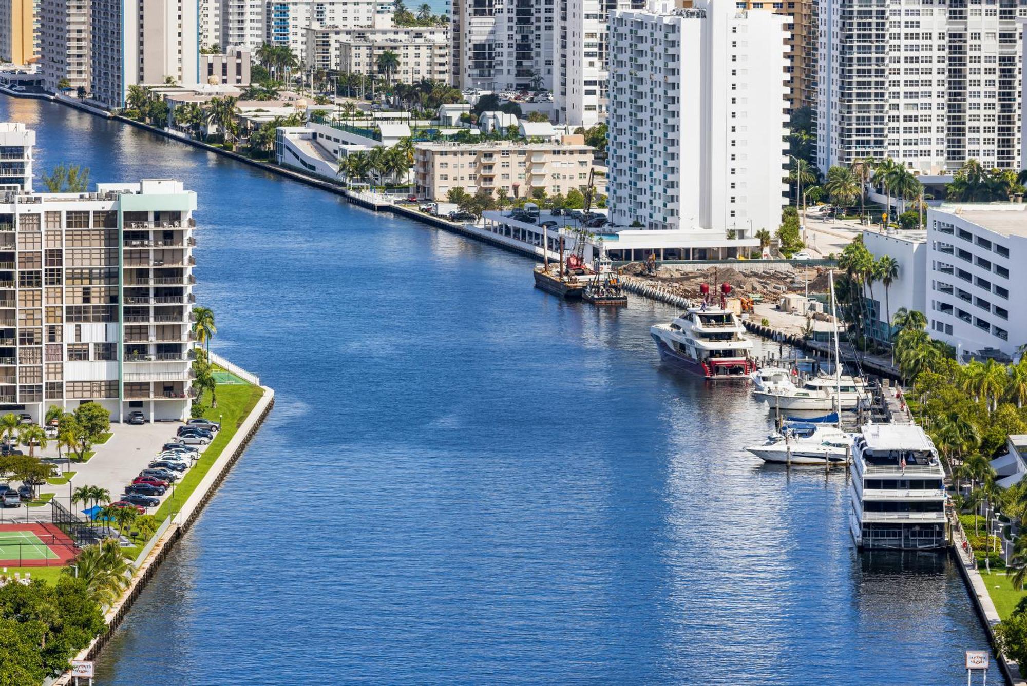 Resort-Style Living With Direct Ocean Views - 3Br Beauty Hallandale Beach Exterior photo